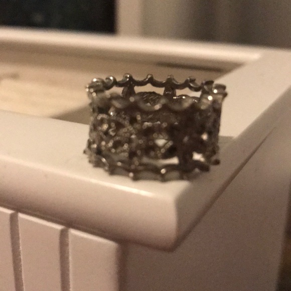 Two rings - Picture 3 of 5